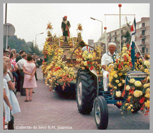 Bloemencorso 1964 Amstelveenweb